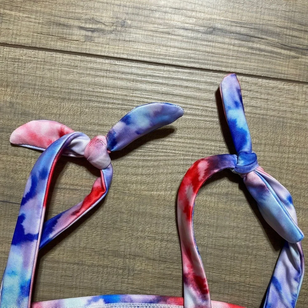Cat & Jack Girls Tie Dye Bikini Top Size Large 10/12‎ UPF 50+